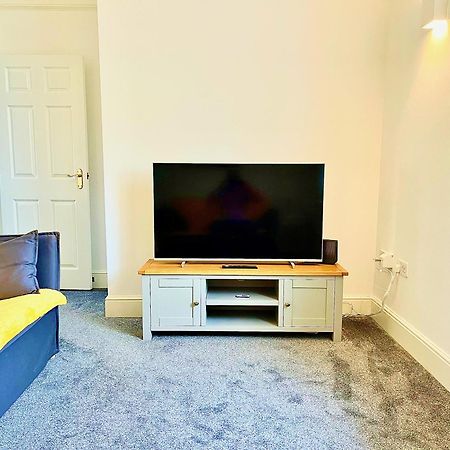 St Andrews Apartments Мейдстън Екстериор снимка