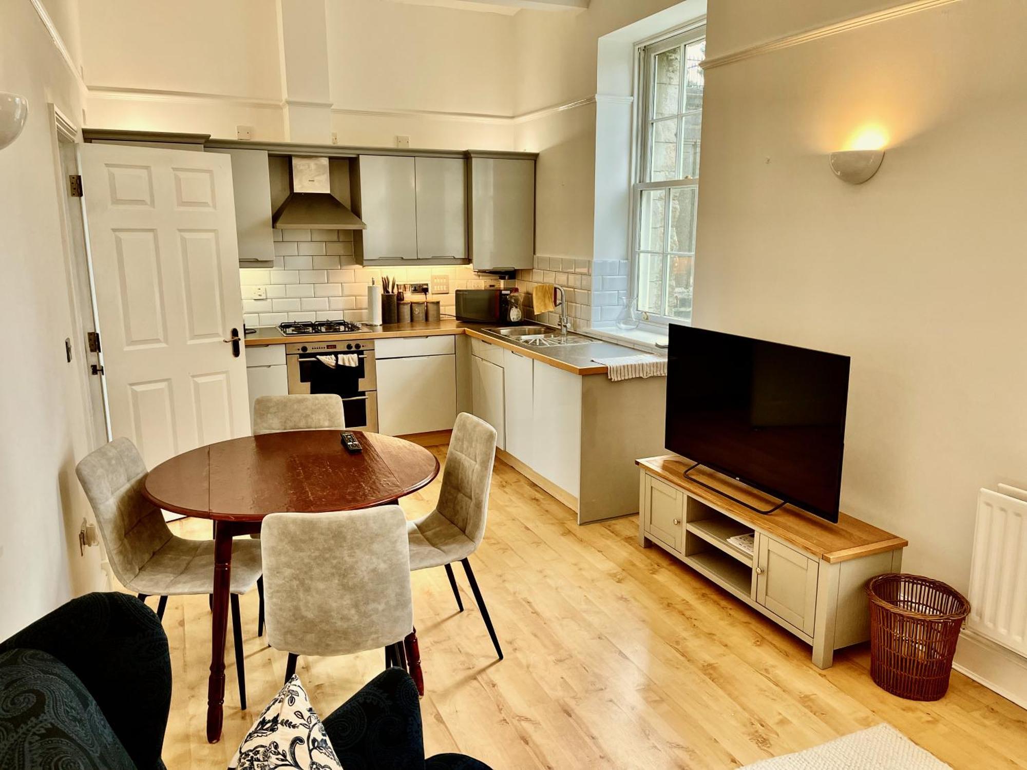 St Andrews Apartments Мейдстън Екстериор снимка