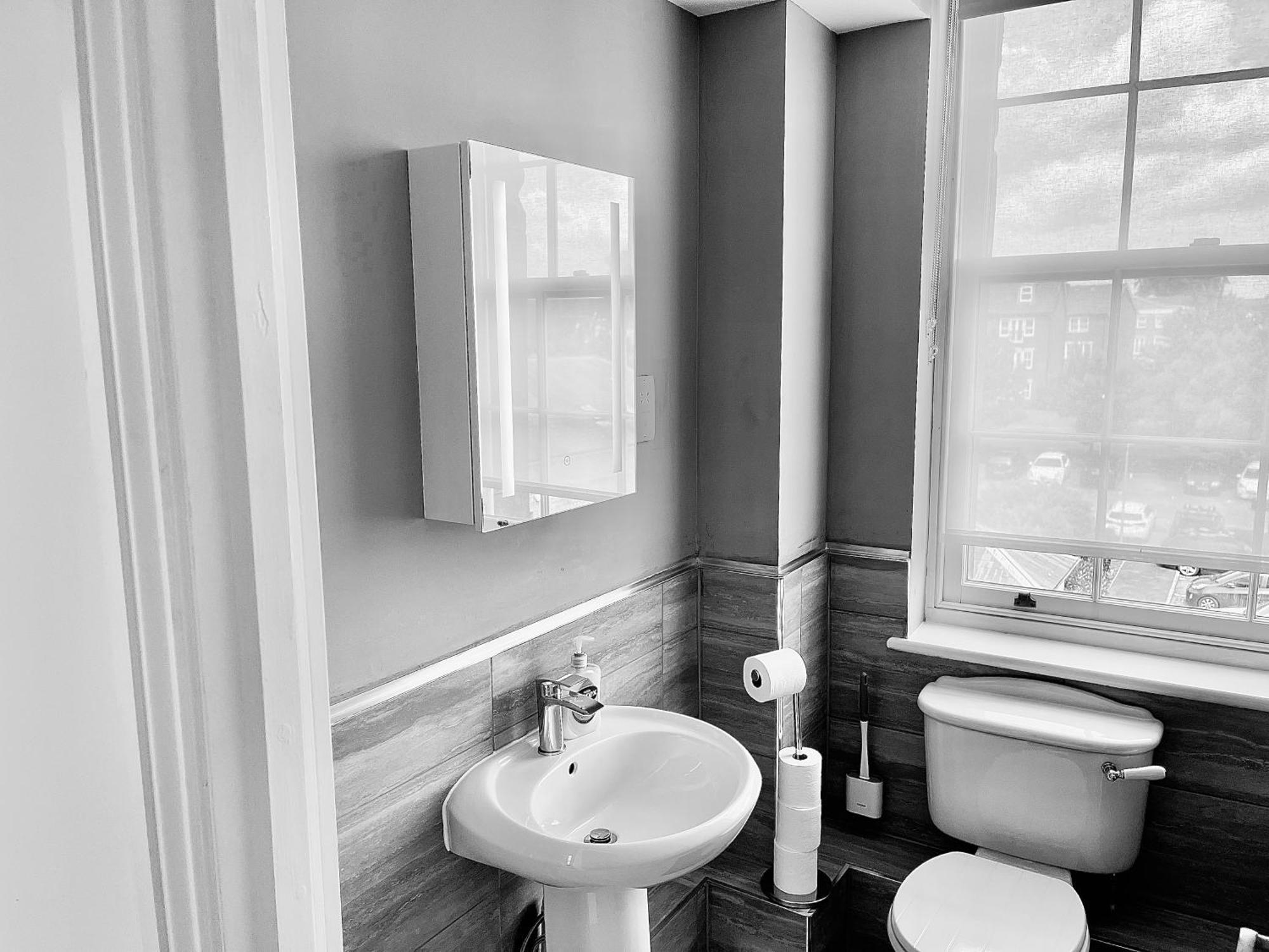 St Andrews Apartments Мейдстън Екстериор снимка