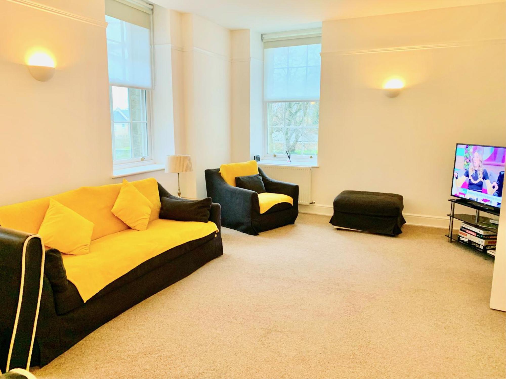 St Andrews Apartments Мейдстън Екстериор снимка