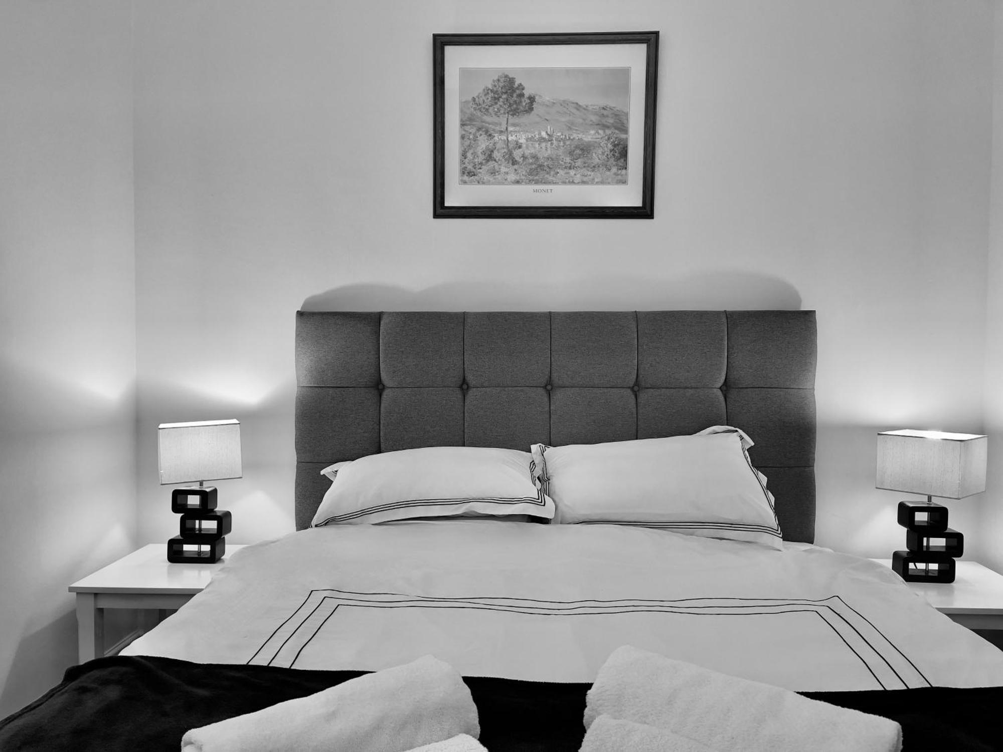 St Andrews Apartments Мейдстън Екстериор снимка